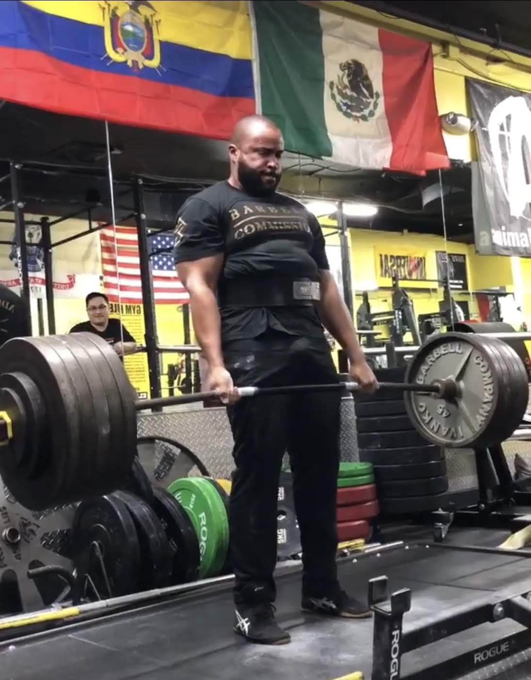 Riché deadlifting at the gym